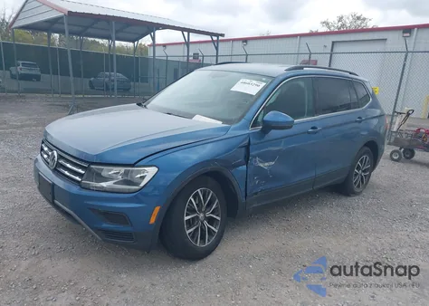 2019 Volkswagen Tiguan 2.0T Se/2.0T Sel/2.0T Sel R-Line/2.0T Sel R-Line Black из США, поврежденный, VIN 3VV2B7AX6KM118711